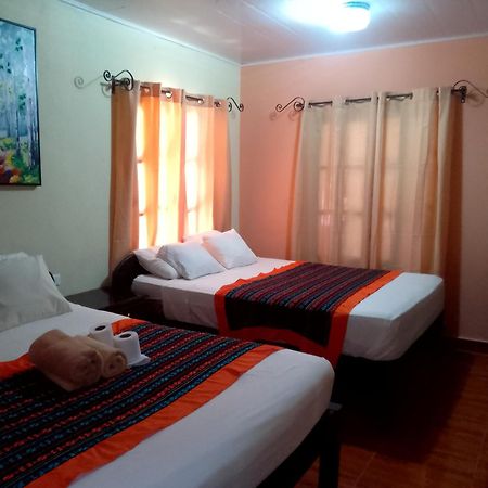 Hotel El Almendro Copán Buitenkant foto