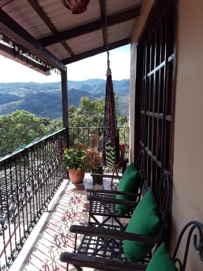 Hotel El Almendro Copán Buitenkant foto